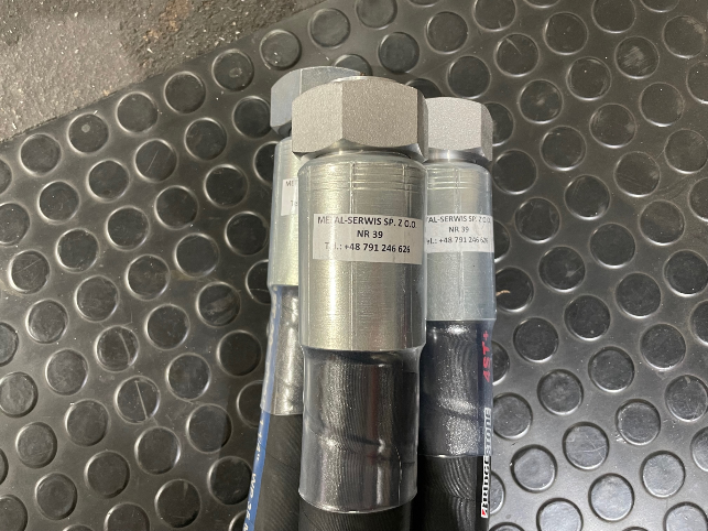 zakuwanie węży hydraulicznych przemysłowych